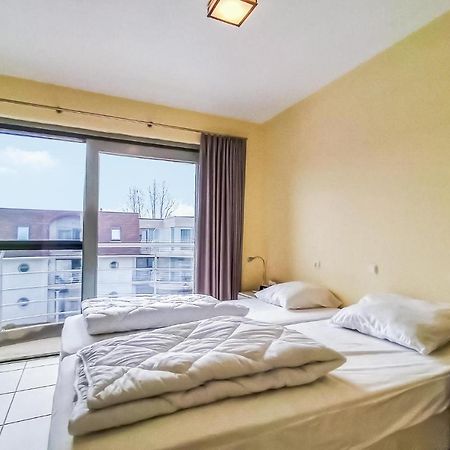 Nice Apartment In Bredene With Kitchen 外观 照片